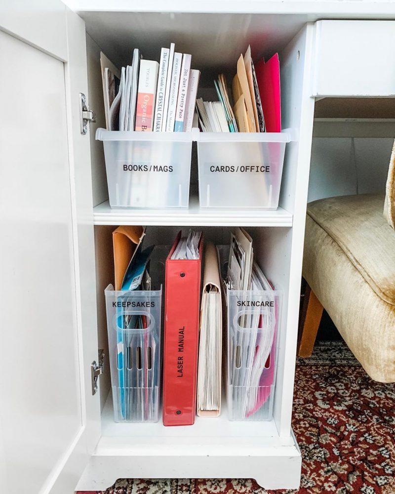 6 Dorm Room Desk Organization Ideas You'll Love - SavvyCollegeGirl