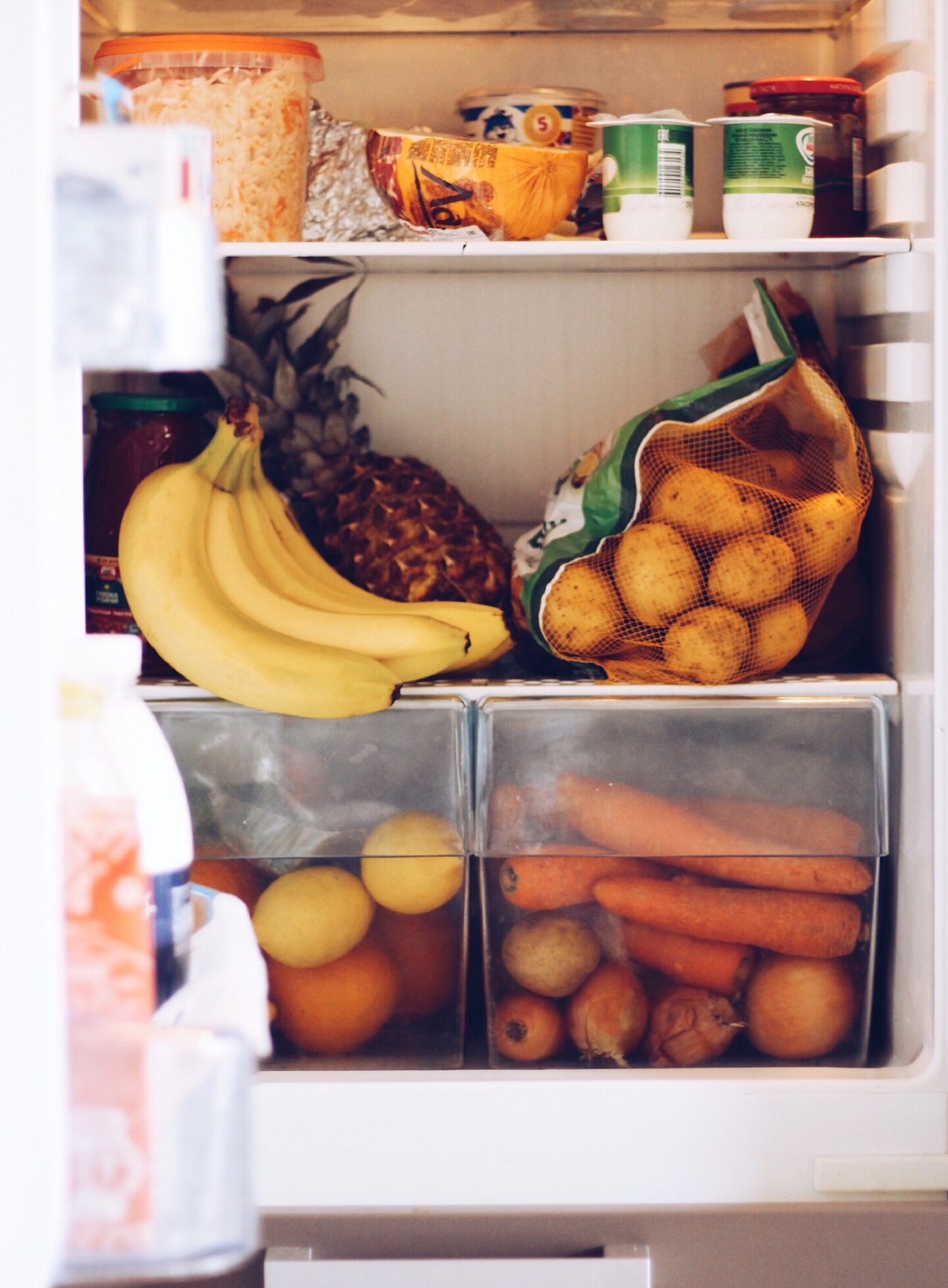 refrigerator with freezer for college dor,